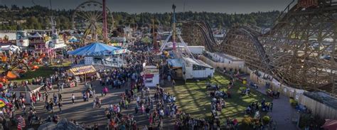 Captivating Moments: The Puyallup Fair's Magical Atmosphere
